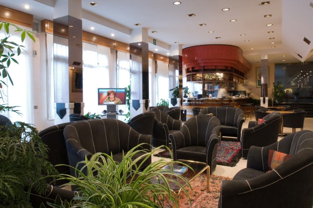 Grand Hotel Ambasciatori Wellness & Spa Chianciano Terme Dış mekan fotoğraf