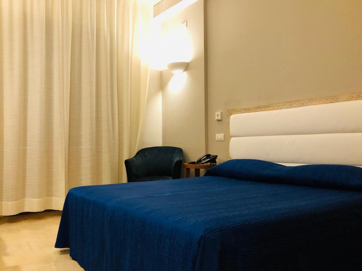 Grand Hotel Ambasciatori Wellness & Spa Chianciano Terme Dış mekan fotoğraf