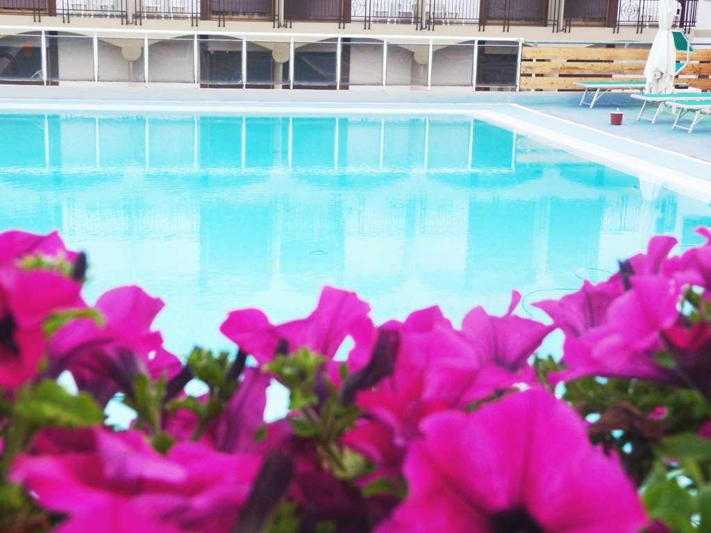 Grand Hotel Ambasciatori Wellness & Spa Chianciano Terme Konforlar fotoğraf