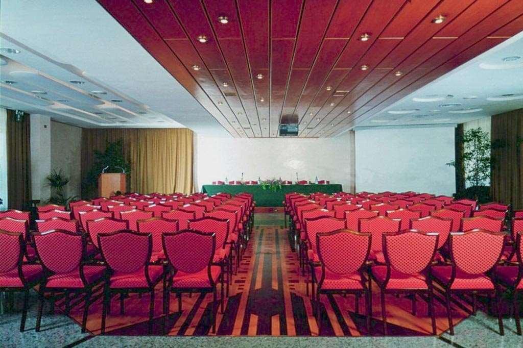 Grand Hotel Ambasciatori Wellness & Spa Chianciano Terme Konforlar fotoğraf